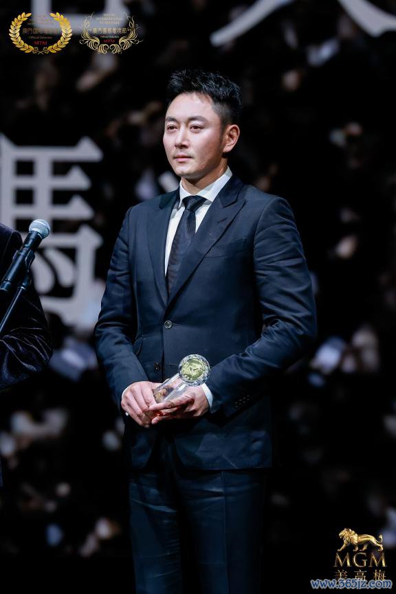 电影《再生密码》主演李东学。片方供图